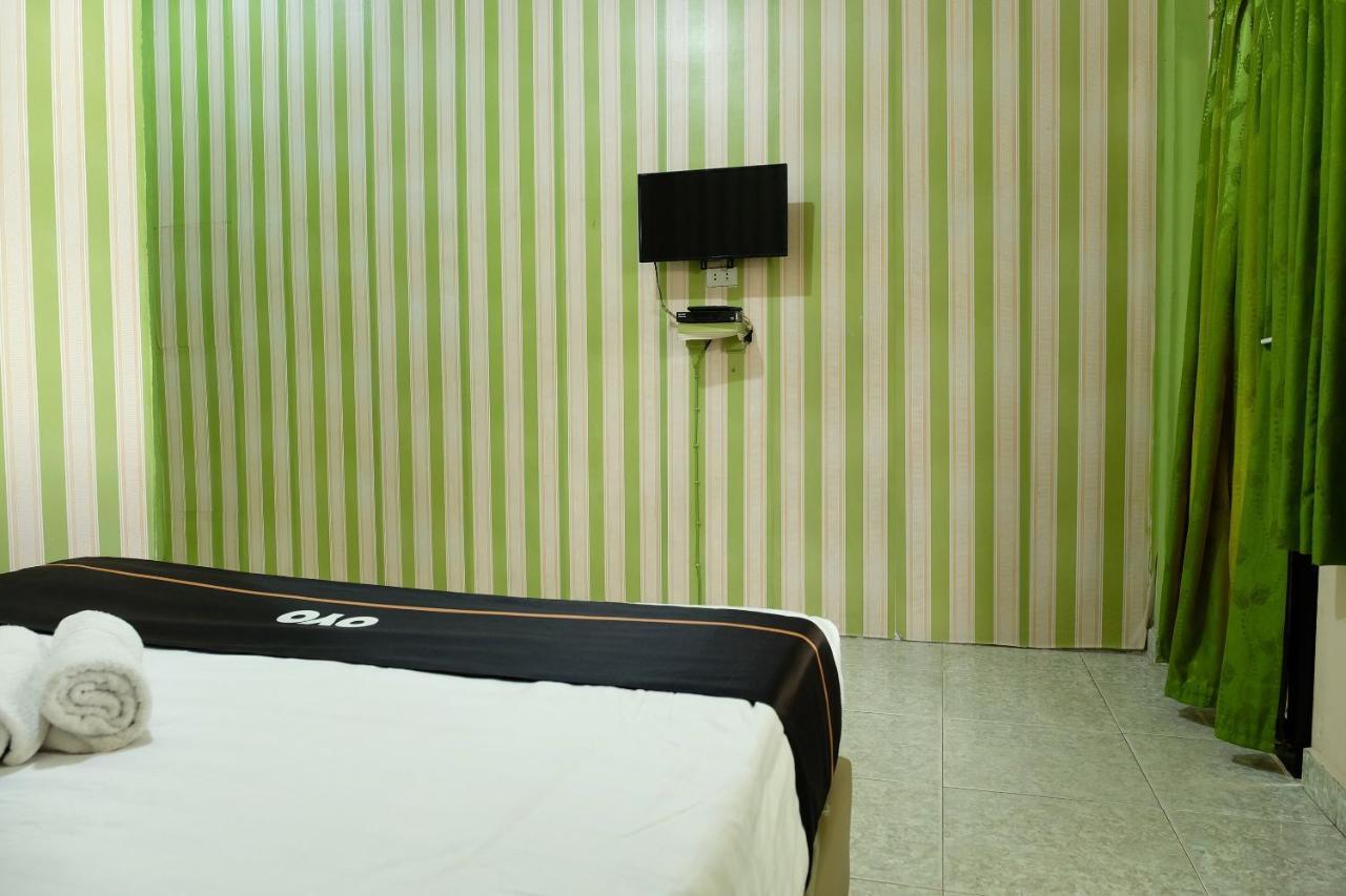 Oyo 2186 Esbe Hotel Syariah Tanjung Pandan Dış mekan fotoğraf