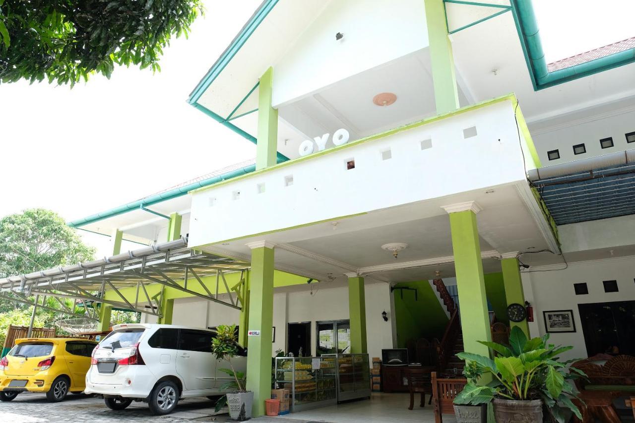 Oyo 2186 Esbe Hotel Syariah Tanjung Pandan Dış mekan fotoğraf
