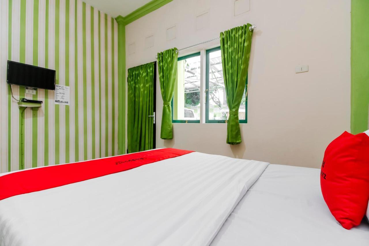 Oyo 2186 Esbe Hotel Syariah Tanjung Pandan Dış mekan fotoğraf