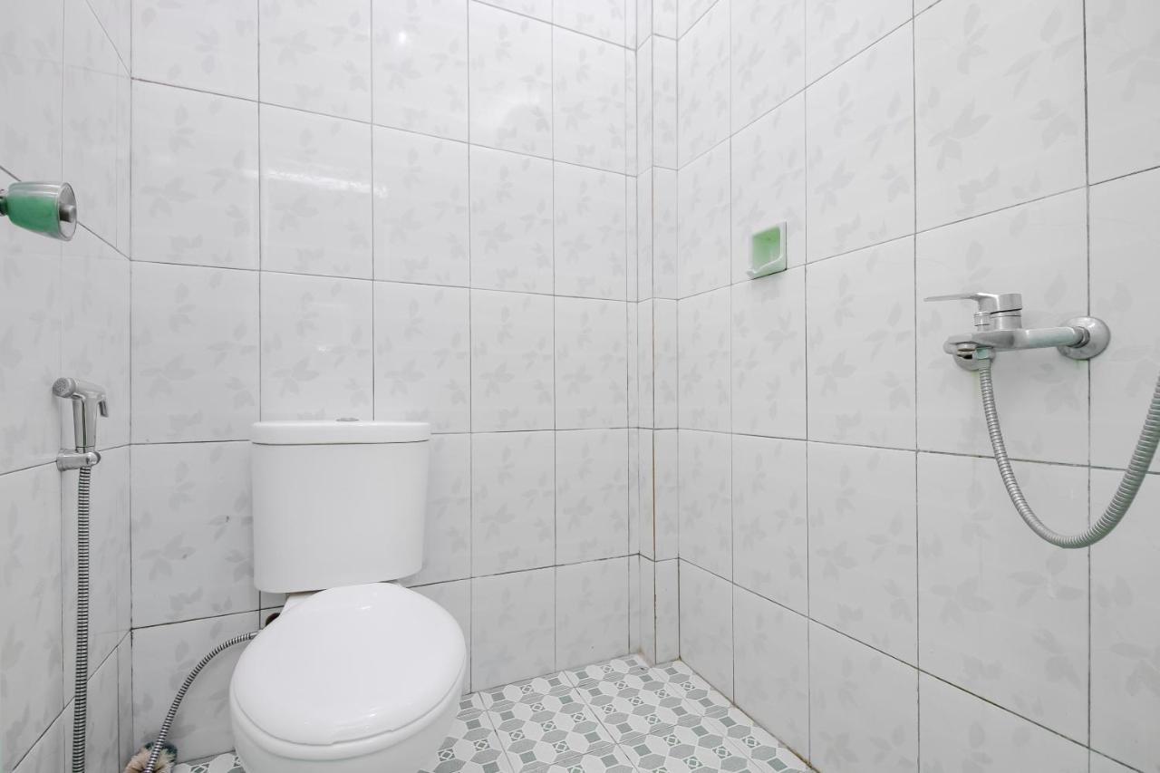 Oyo 2186 Esbe Hotel Syariah Tanjung Pandan Dış mekan fotoğraf