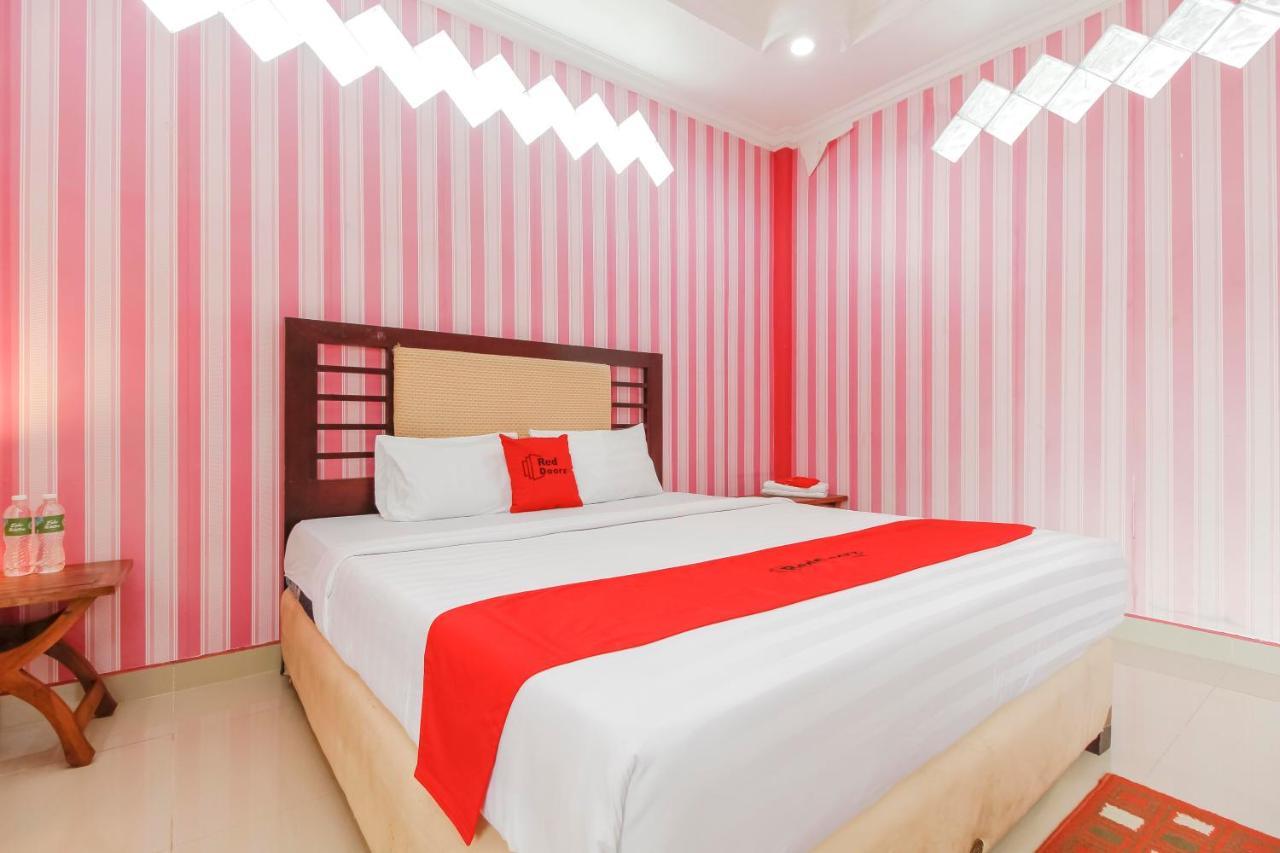 Oyo 2186 Esbe Hotel Syariah Tanjung Pandan Dış mekan fotoğraf