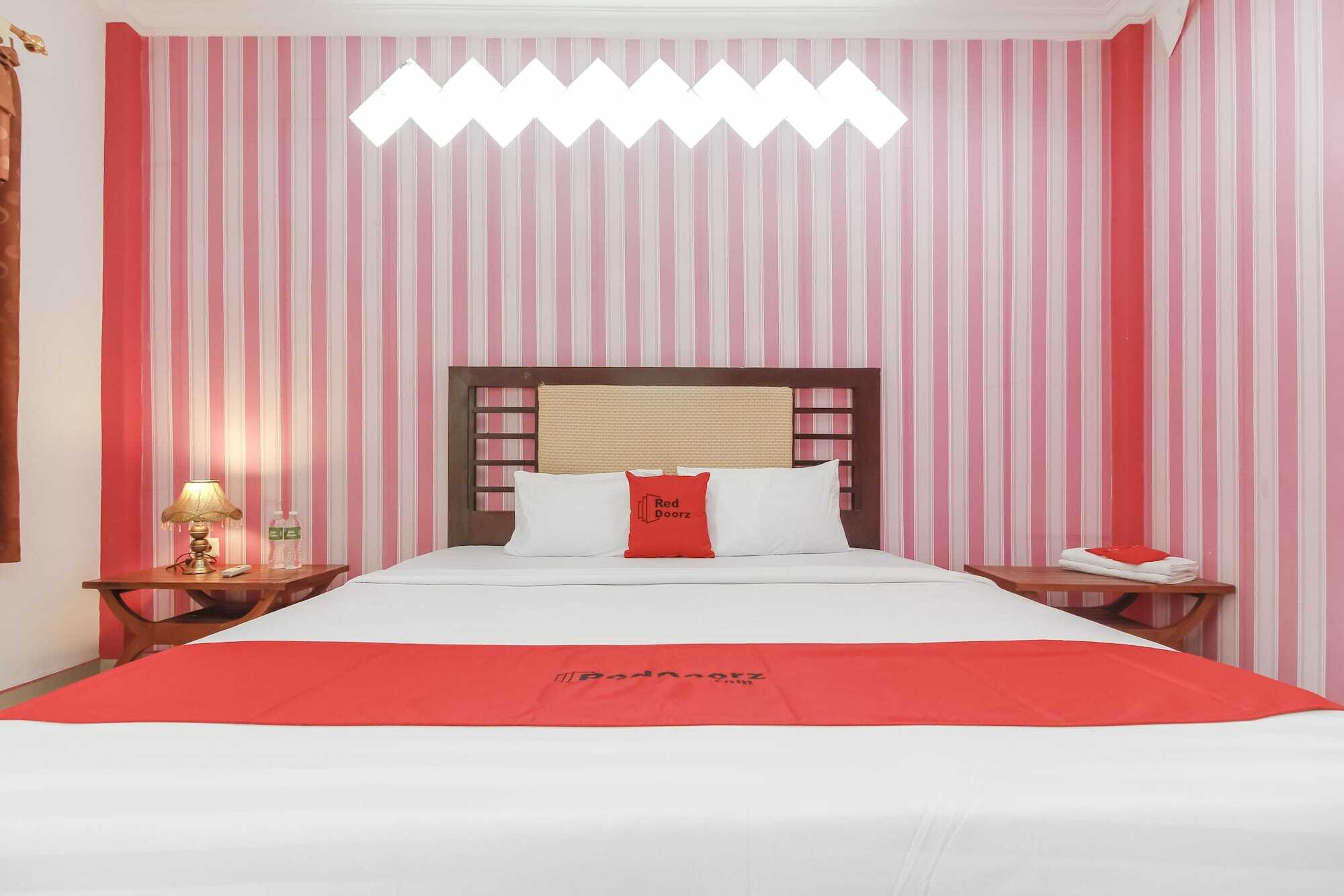 Oyo 2186 Esbe Hotel Syariah Tanjung Pandan Dış mekan fotoğraf