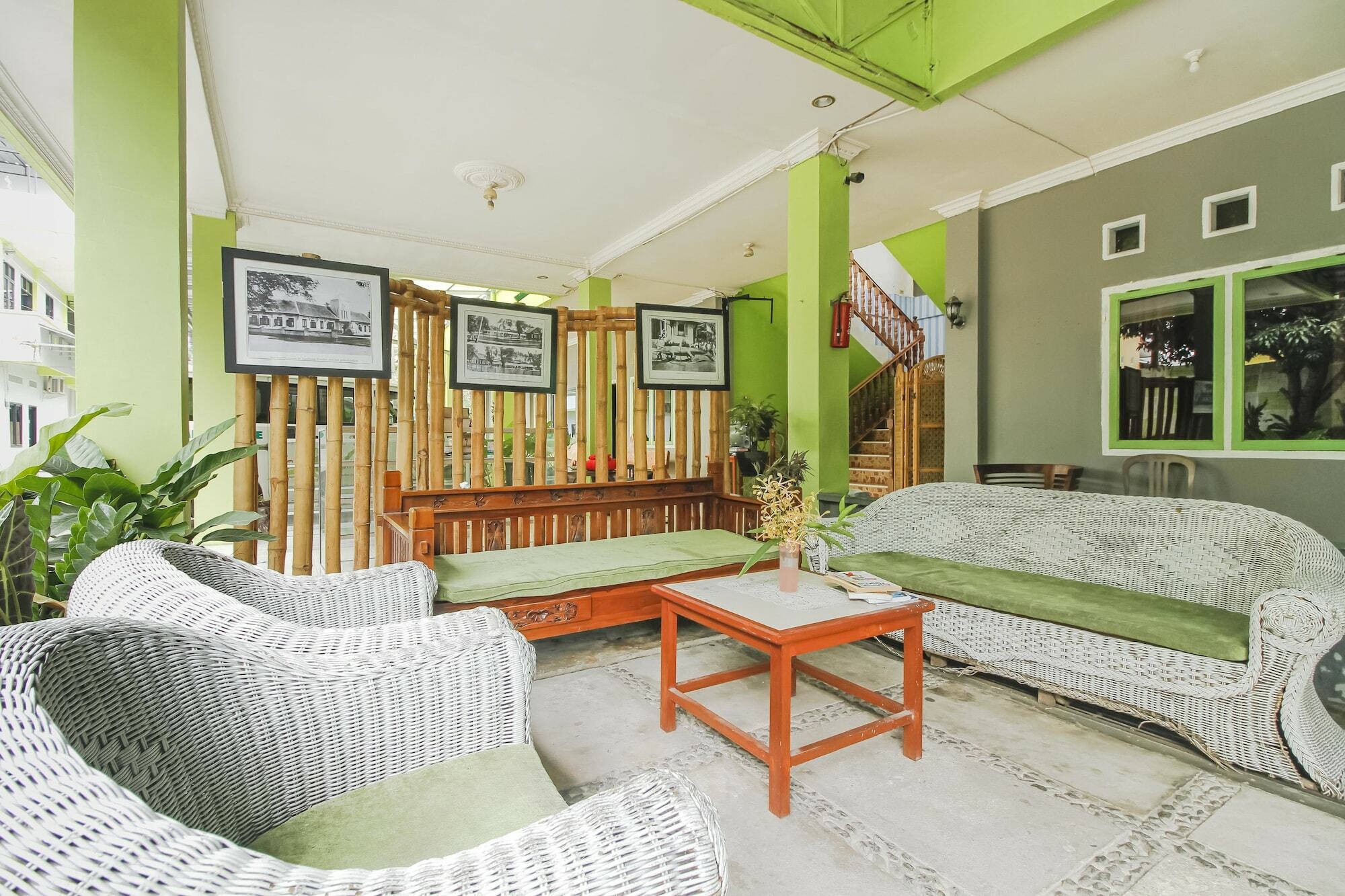 Oyo 2186 Esbe Hotel Syariah Tanjung Pandan Dış mekan fotoğraf