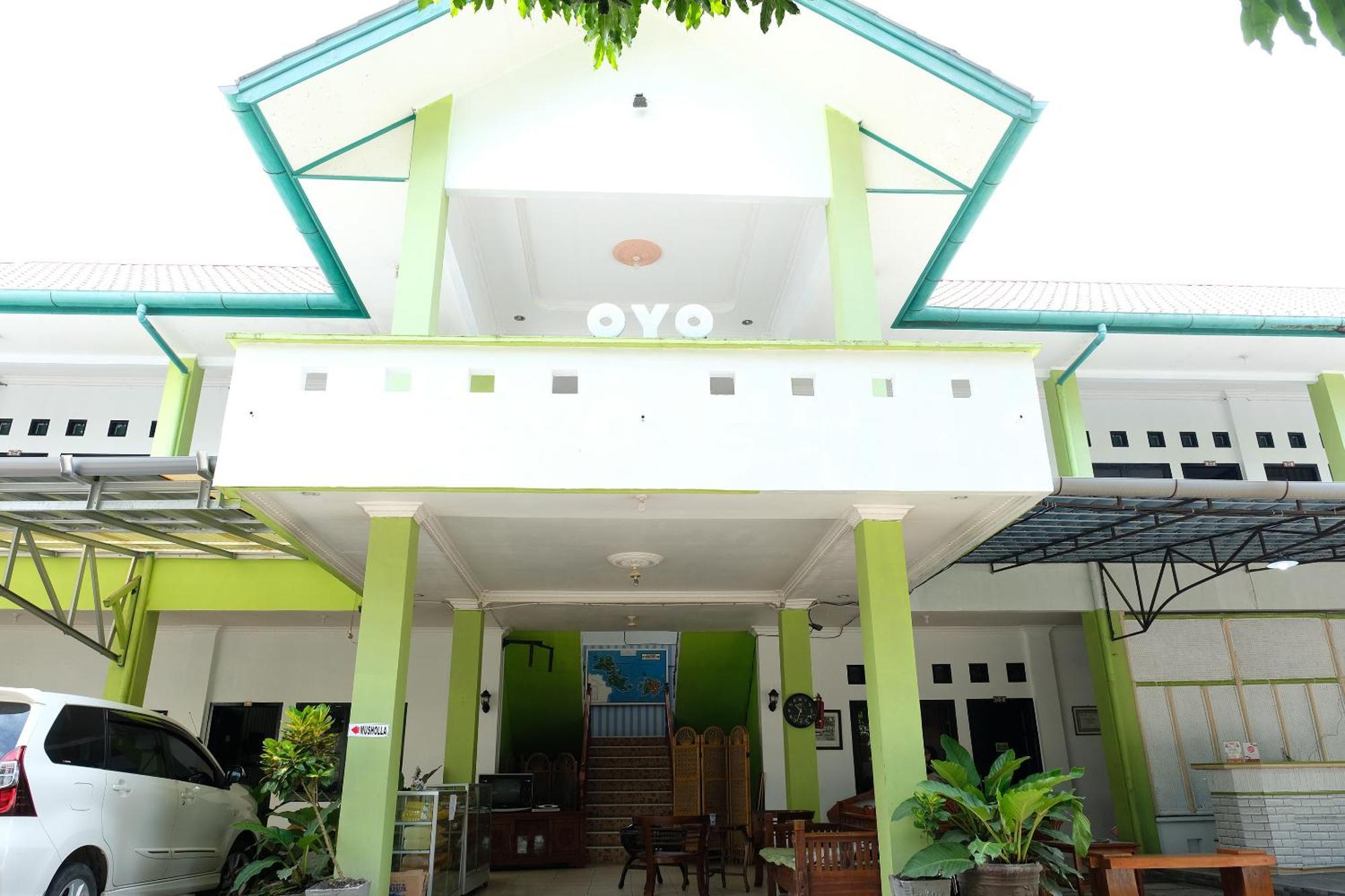 Oyo 2186 Esbe Hotel Syariah Tanjung Pandan Dış mekan fotoğraf