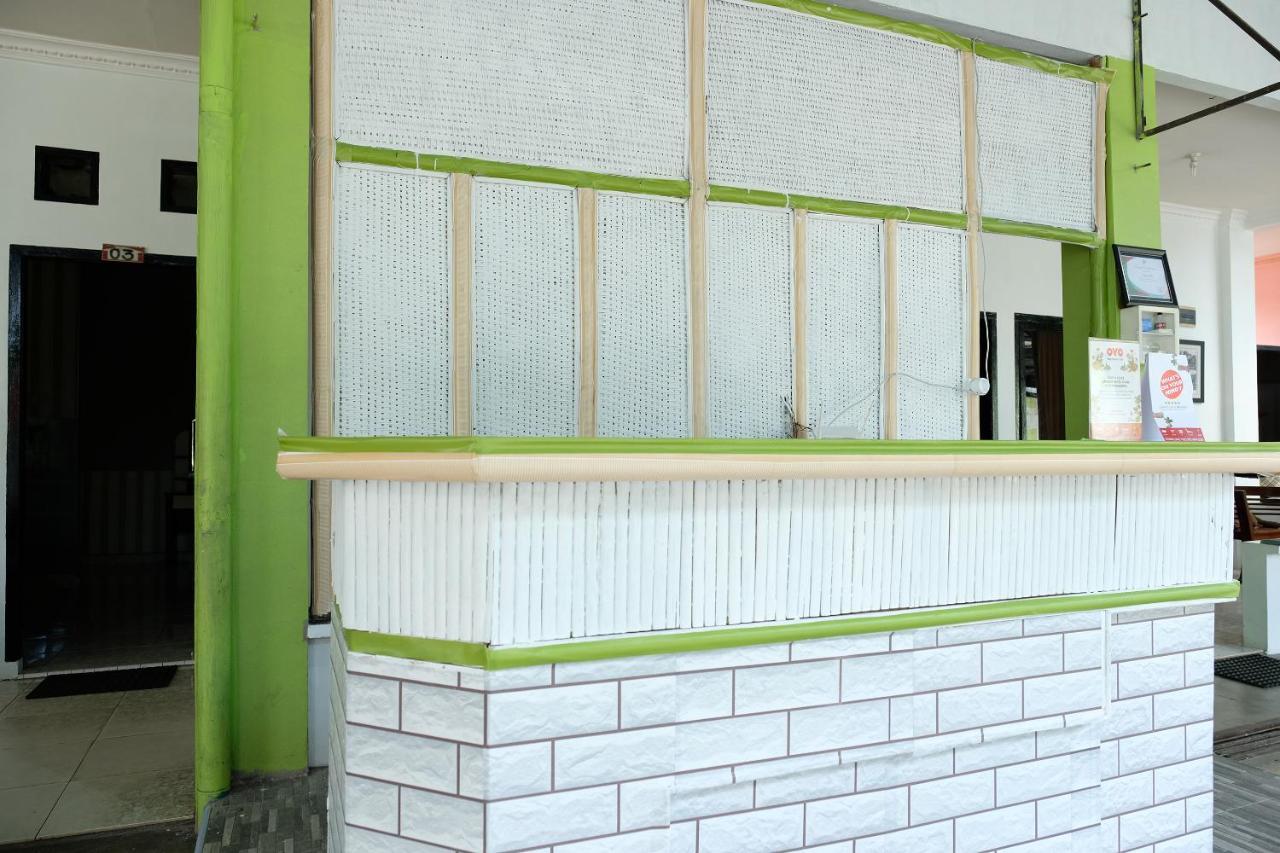 Oyo 2186 Esbe Hotel Syariah Tanjung Pandan Dış mekan fotoğraf