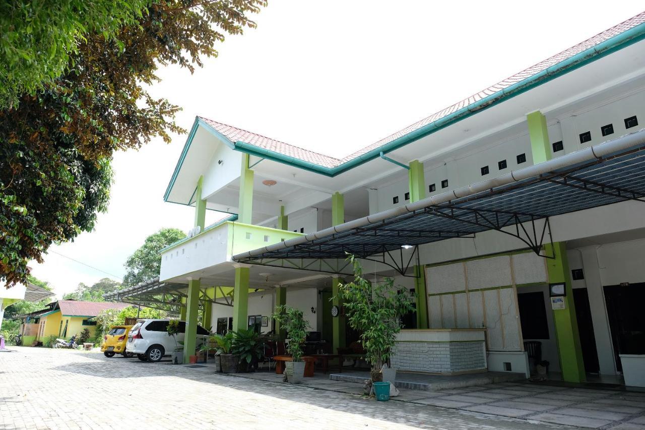 Oyo 2186 Esbe Hotel Syariah Tanjung Pandan Dış mekan fotoğraf
